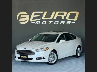 FORD - FUSION - 2013/2014 - Branca - R$ 84.900,00