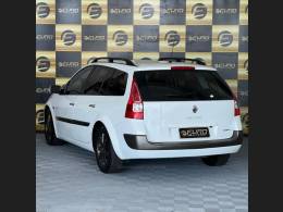 RENAULT - MÉGANE - 2012/2012 - Branca - R$ 34.900,00