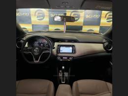 NISSAN - KICKS - 2017/2017 - Marrom - R$ 85.900,00