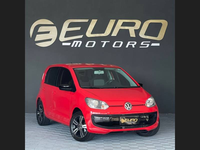VOLKSWAGEN - UP - 2015/2016 - Vermelha - R$ 48.900,00