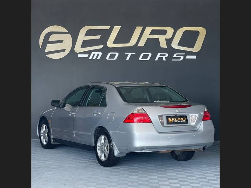 HONDA - ACCORD - 2007/2007 - Prata - Sob Consulta