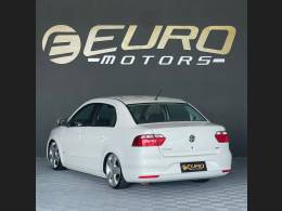 VOLKSWAGEN - VOYAGE - 2013/2014 - Branca - R$ 43.900,00