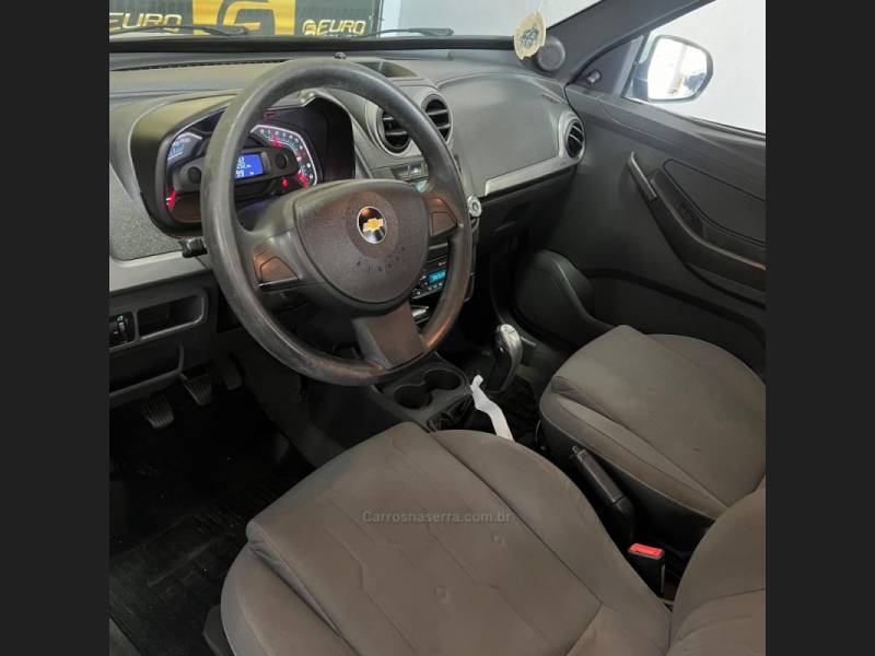 CHEVROLET - MONTANA - 2014/2014 - Branca - R$ 43.900,00