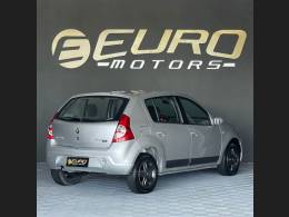RENAULT - SANDERO - 2009/2009 - Prata - R$ 32.900,00