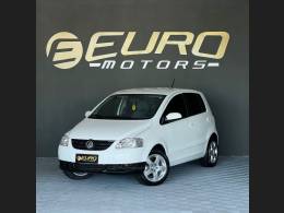VOLKSWAGEN - FOX - 2007/2008 - Branca - R$ 33.900,00