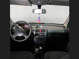 CHEVROLET - CORSA - 2010/2010 - Prata - R$ 36.900,00