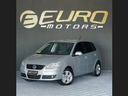 VOLKSWAGEN - POLO - 2011/2011 - Prata - R$ 38.900,00