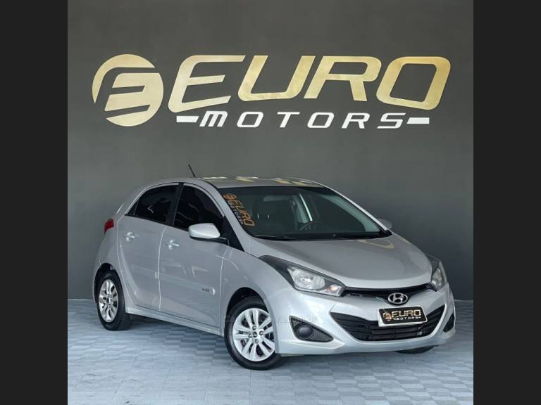 HYUNDAI - HB20S - 2015/2015 - Prata - R$ 46.900,00