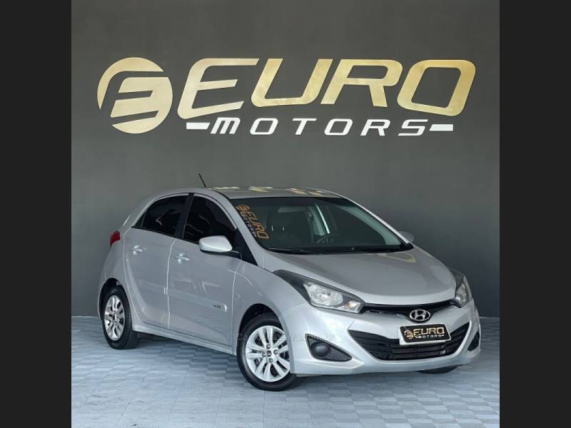 HYUNDAI - HB20S - 2015/2015 - Prata - R$ 46.900,00