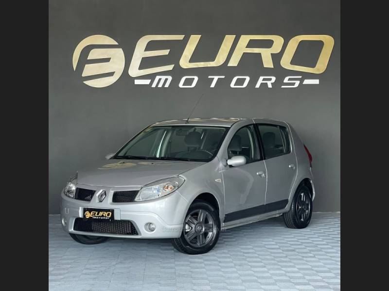 RENAULT - SANDERO - 2009/2009 - Prata - R$ 32.900,00