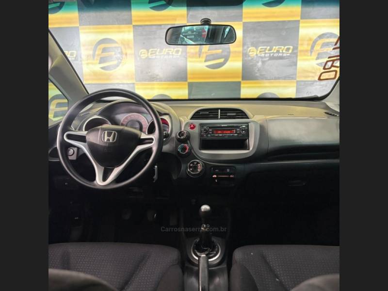 HONDA - FIT - 2009/2009 - Prata - R$ 41.900,00