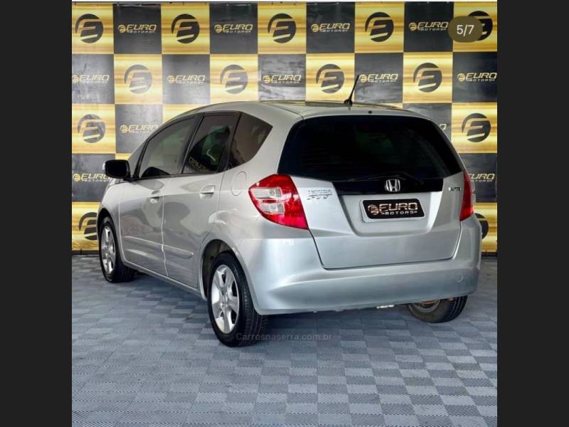 HONDA - FIT - 2008/2009 - Prata - R$ 41.900,00