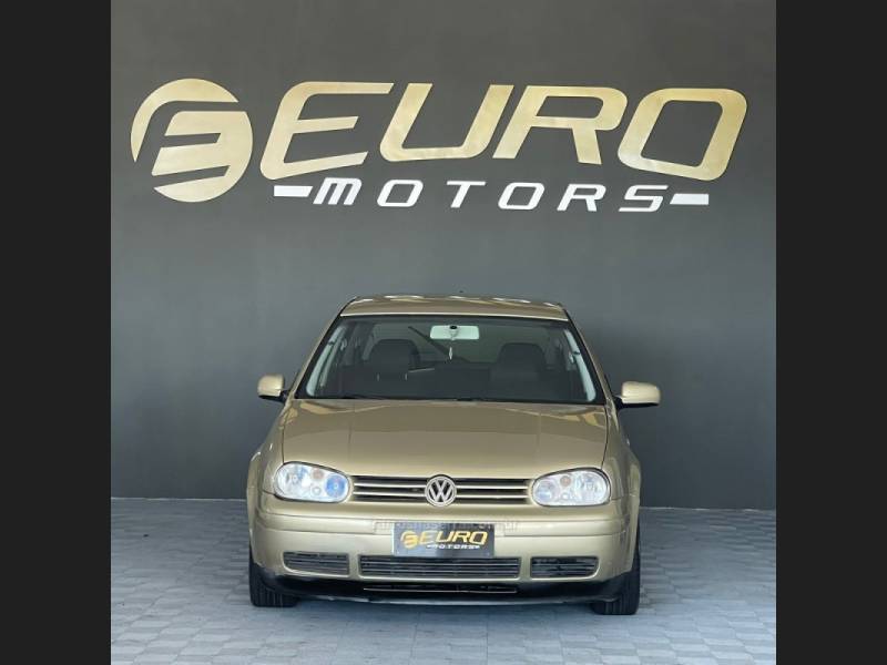 VOLKSWAGEN - GOLF - 2001/2001 - Dourada - Sob Consulta