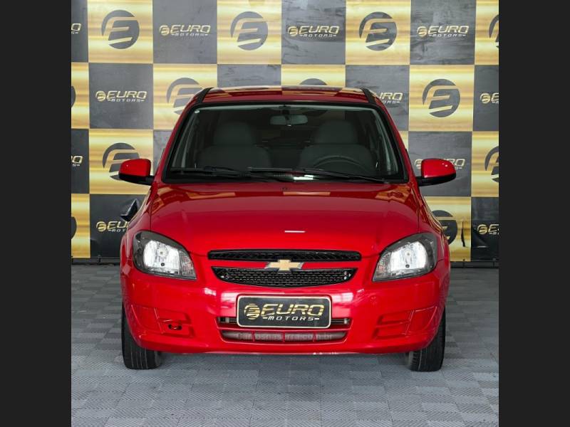 CHEVROLET - CELTA - 2013/2013 - Vermelha - R$ 31.900,00