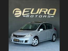 NISSAN - TIIDA - 2010/2011 - Prata - R$ 39.900,00