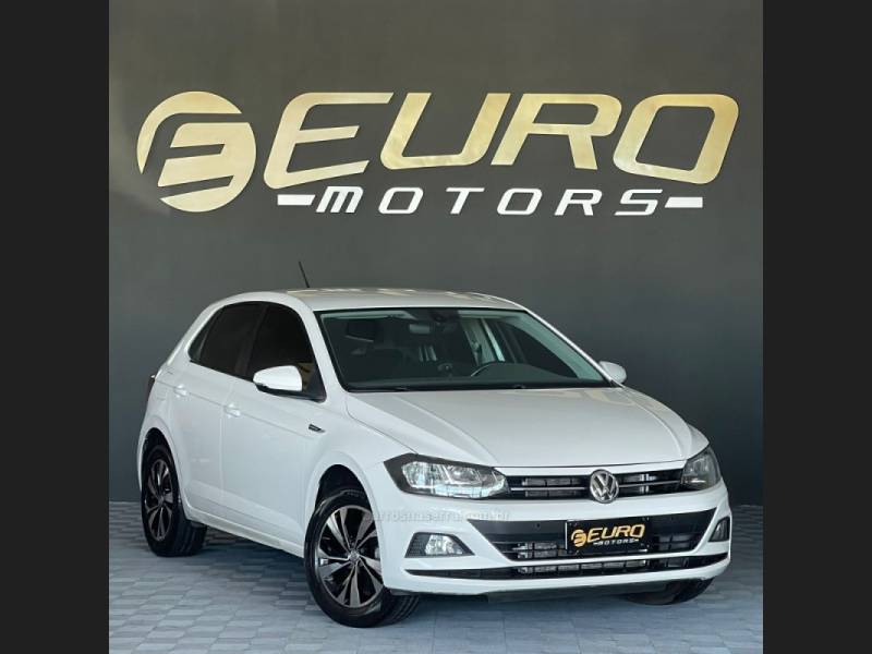 VOLKSWAGEN - POLO - 2018/2019 - Branca - R$ 82.900,00
