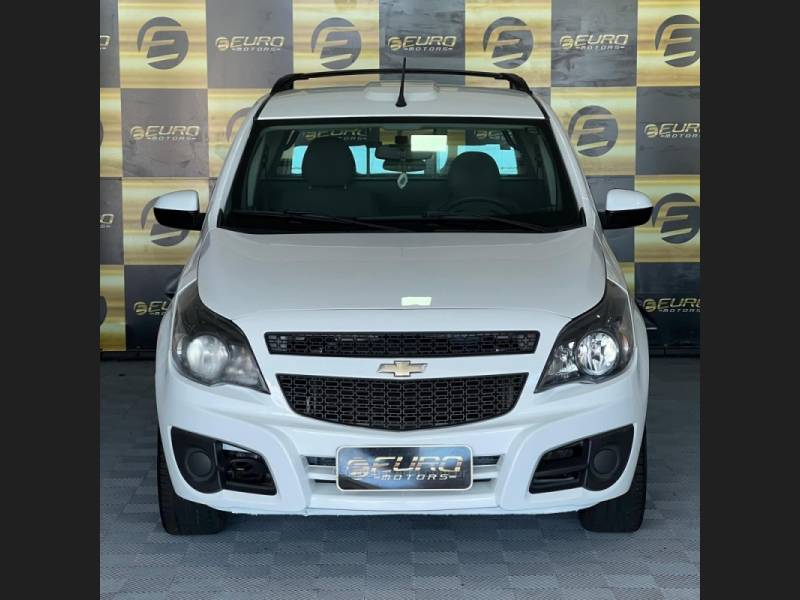 CHEVROLET - MONTANA - 2014/2014 - Branca - R$ 43.900,00