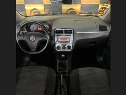 FIAT - PUNTO - 2011/2012 - Vermelha - R$ 35.900,00