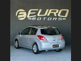 NISSAN - TIIDA - 2010/2011 - Prata - R$ 39.900,00