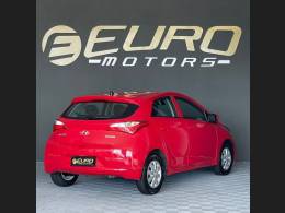 HYUNDAI - HB20 - 2012/2013 - Vermelha - R$ 47.900,00