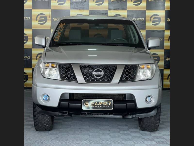 NISSAN - FRONTIER - 2009/2009 - Prata - R$ 76.900,00
