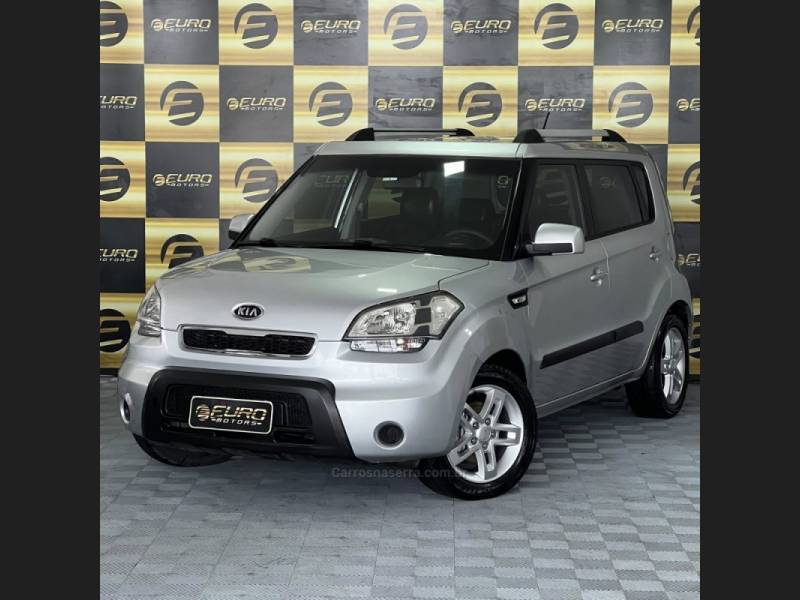KIA MOTORS - SOUL - 2012/2012 - Prata - R$ 44.900,00