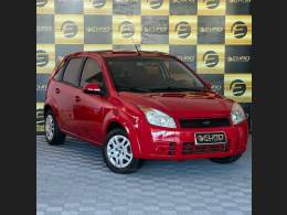 FORD - FIESTA - 2008/2009 - Vermelha - R$ 27.900,00