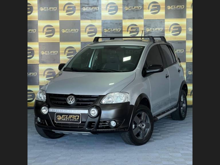 VOLKSWAGEN - CROSSFOX - 2008/2008 - Prata - R$ 36.900,00