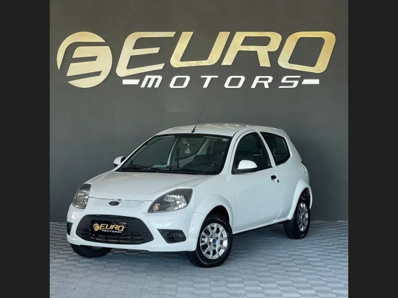 FORD - KA - 2011/2012 - Branca - R$ 25.900,00