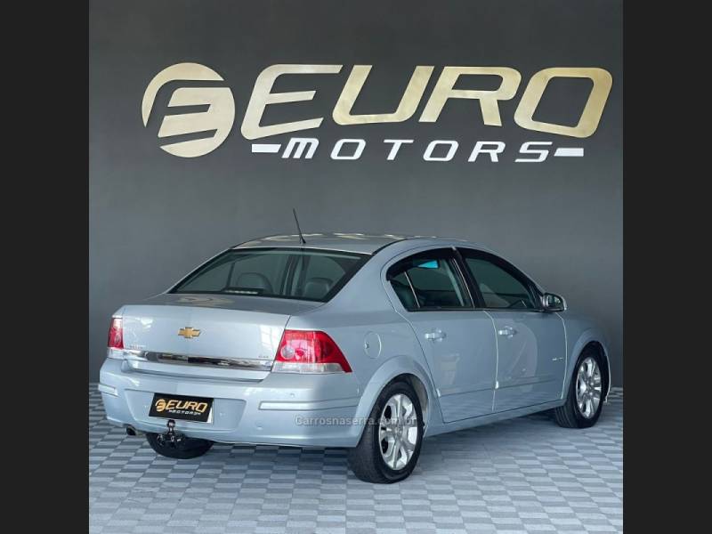 CHEVROLET - VECTRA - 2009/2010 - Prata - R$ 41.900,00
