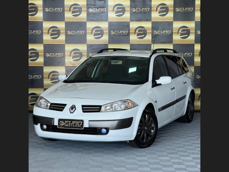 RENAULT - MÉGANE - 2012/2012 - Branca - R$ 34.900,00