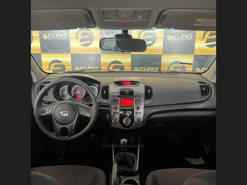 KIA MOTORS - CERATO - 2011/2011 - Cinza - R$ 43.900,00