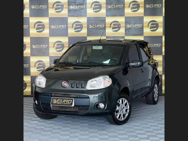 FIAT - UNO - 2012/2012 - Cinza - R$ 32.900,00