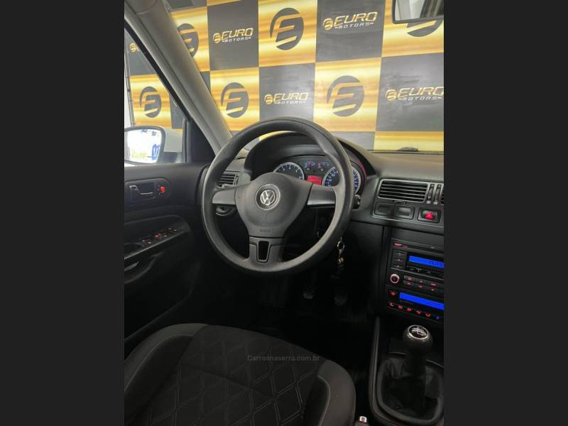 VOLKSWAGEN - GOLF - 2013/2013 - Branca - R$ 54.900,00