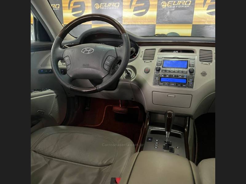 HYUNDAI - AZERA - 2009/2009 - Prata - R$ 44.900,00