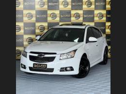 CHEVROLET - CRUZE - 2013/2014 - Branca - R$ 76.900,00