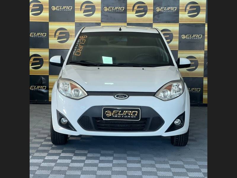 FORD - FIESTA - 2013/2013 - Branca - R$ 34.900,00