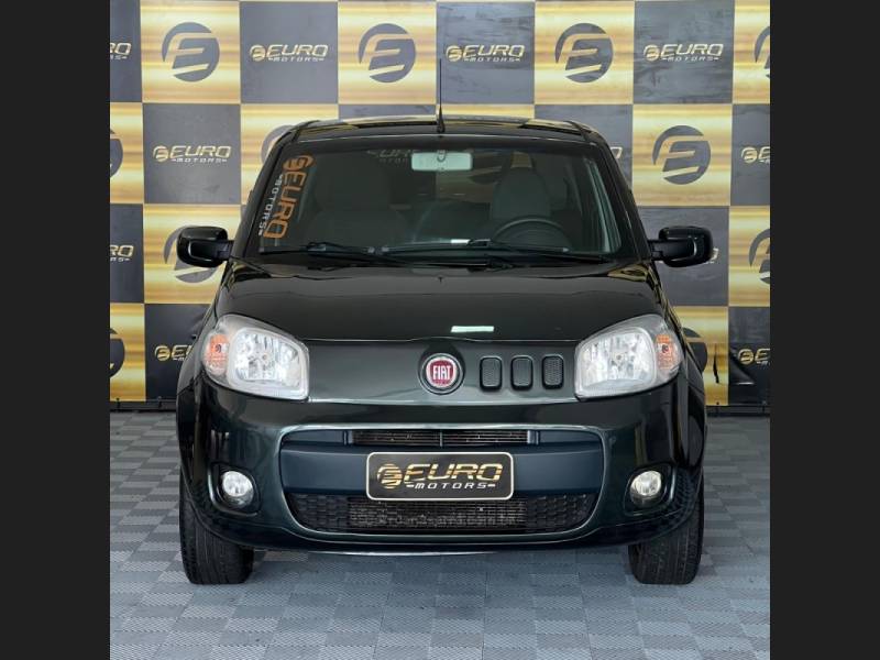 FIAT - UNO - 2012/2012 - Cinza - R$ 32.900,00