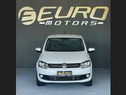 VOLKSWAGEN - FOX - 2010/2011 - Branca - R$ 38.900,00