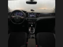 VOLKSWAGEN - POLO - 2018/2019 - Branca - R$ 82.900,00